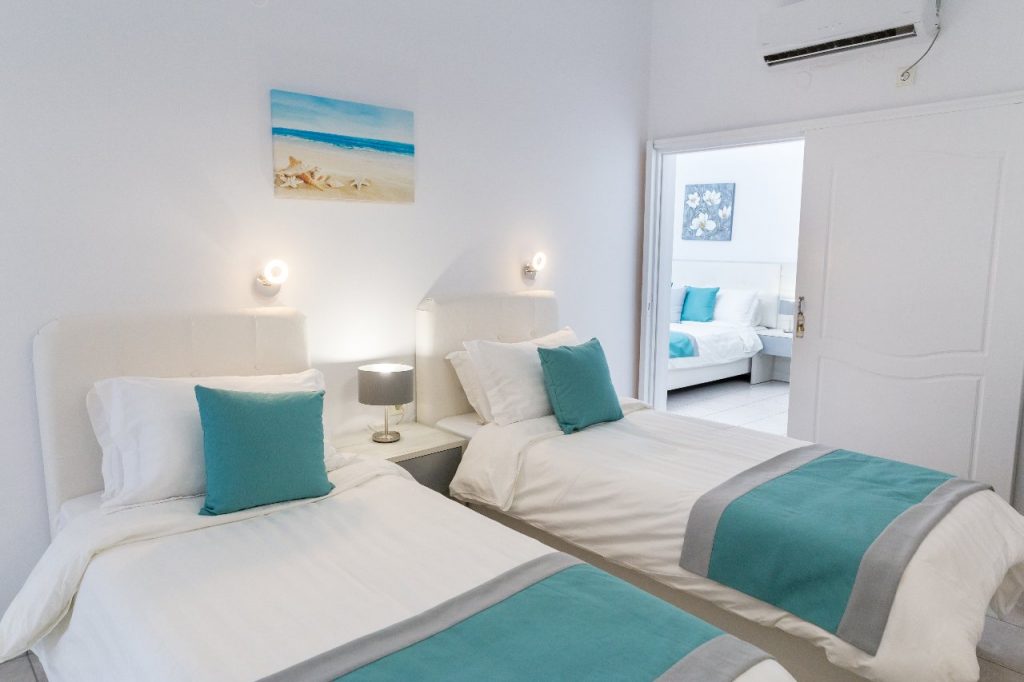 Margarita Hotel in Santorini